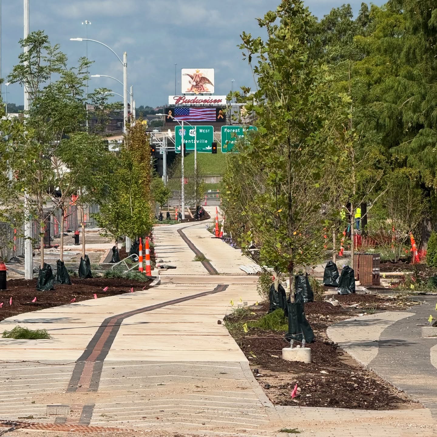 BG Construction_Market St Compton Looking West_A-B Sign_Aug2025