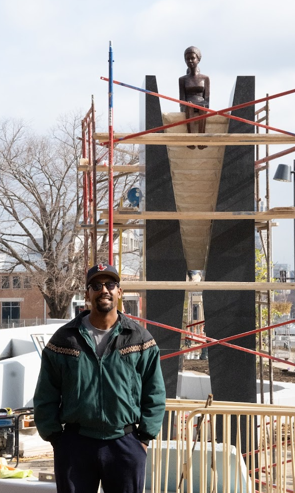 POTV_bronze kids installed w Damon